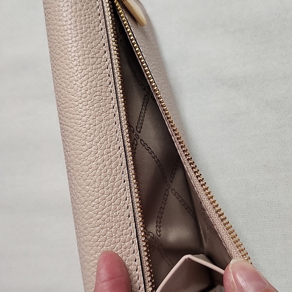 NWOT Michael Kors Pebbled Leather Tri-Fold Wallet - Picture 10 of 15